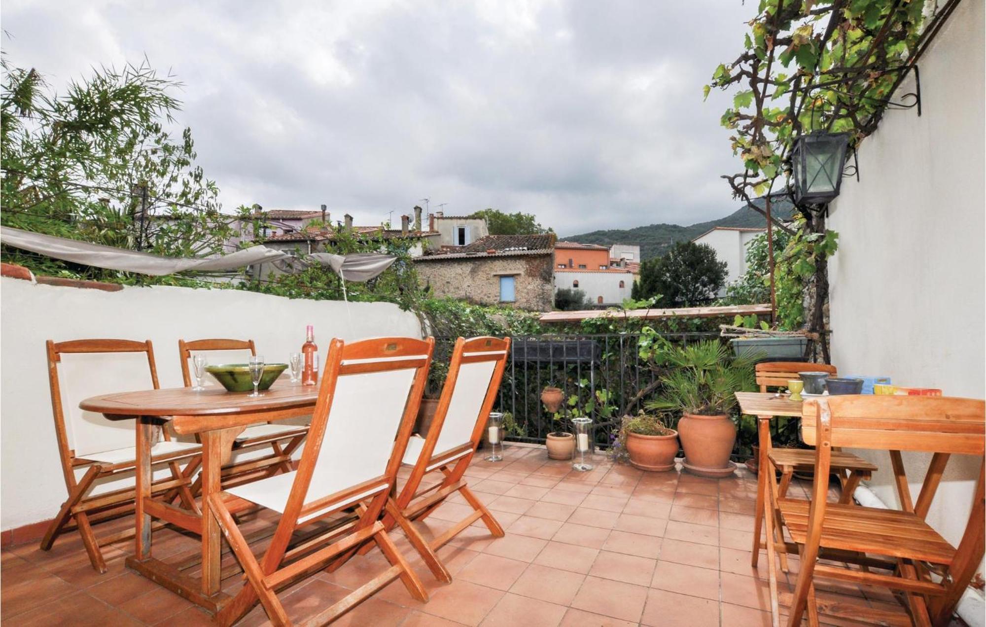 Amazing Home In Ceret With Wifi Luaran gambar